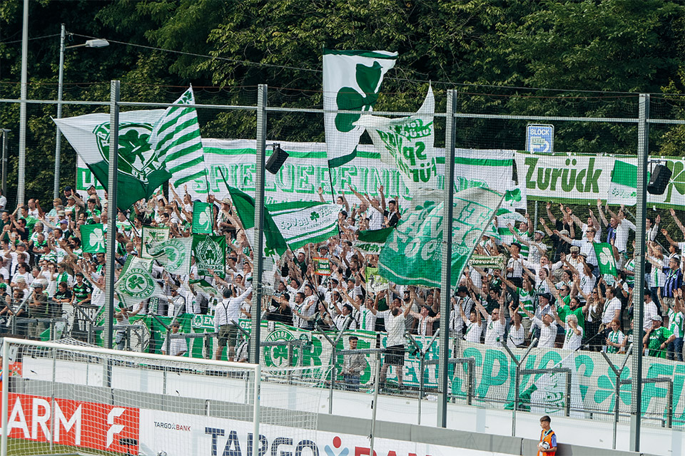 Stuttgarter Kickers – SpVgg Fürth